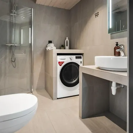 Rorbuleilighet 1j 公寓 亨宁斯韦尔